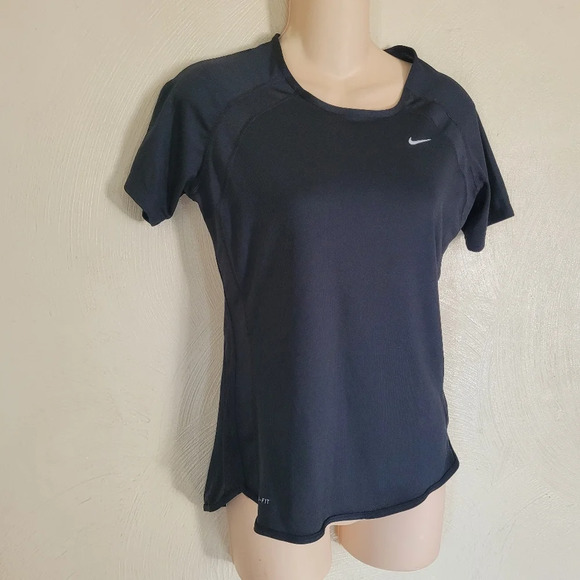 Nike Dri-Fit Black Short Sleeve Running Activewear Top Size Women's Small - Picture 4 of 9